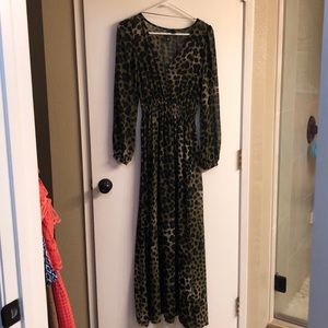 H&M Dresses - H&M OLIVE GREEN/BLK LEOPARD MAXI DRESS H&M Dresses - H&M OLIVE GREEN/BLK LEOPARD MAXI DRESS